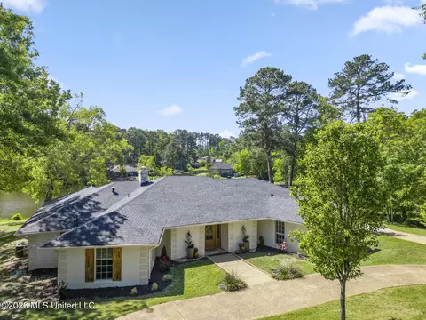 Exterior - 481 Cheyenne Ln, Madison, MS 39110 photo 2 of 10