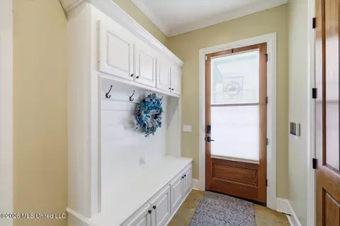 Entry Way - 180 Crossview Pl, Brandon, MS 39047 photo 2 of 2