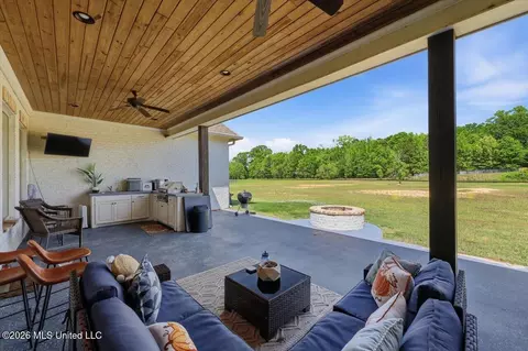Other - 180 Crossview Pl, Brandon, MS 39047 photo 13 of 16