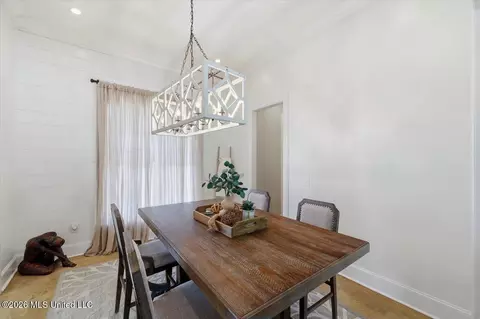 Dining - 180 Crossview Pl, Brandon, MS 39047 photo 1 of 2