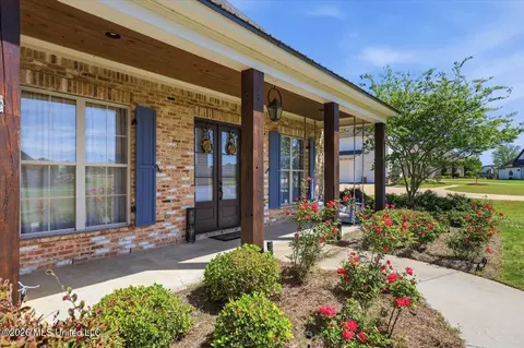 Exterior - 180 Crossview Pl, Brandon, MS 39047 photo 6 of 15