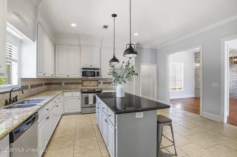 Kitchen - 130 Hanover St, Madison, MS 39110 photo 2 of 5