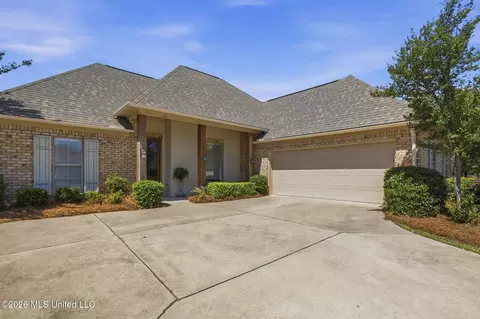 Exterior - 130 Hanover St, Madison, MS 39110 photo 4 of 8