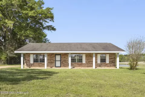 371 Price Rd, Perkinston, MS 39573