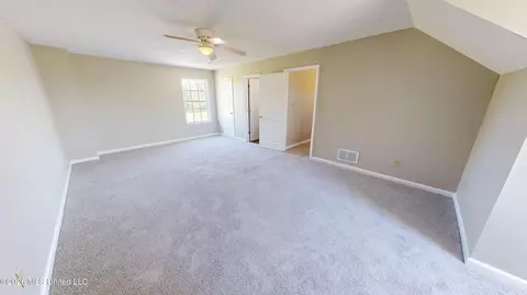 Bedroom - 5780 Honey Oak Dr, Hernando, MS 38632 photo 3 of 6
