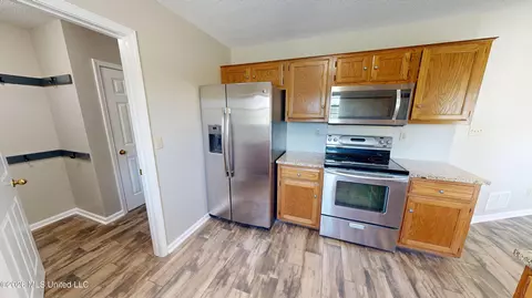 Entry Way - 5780 Honey Oak Dr, Hernando, MS 38632 photo 1 of 4