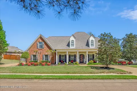 4140 Three Hawks Dr, Olive Branch, MS 38654
