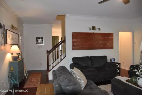 Entry Way - 925 Cedar Grove Pkwy, Hernando, MS 38632 photo 3 of 3
