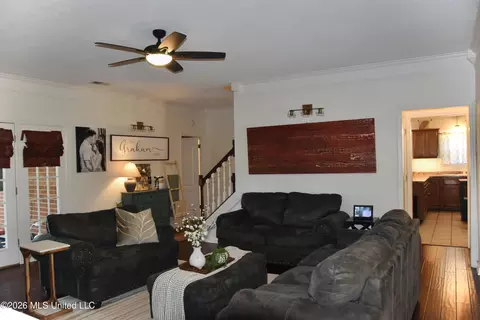 Entry Way - 925 Cedar Grove Pkwy, Hernando, MS 38632 photo 2 of 3