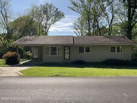 603 N Oak Ave, Braxton, MS 39044