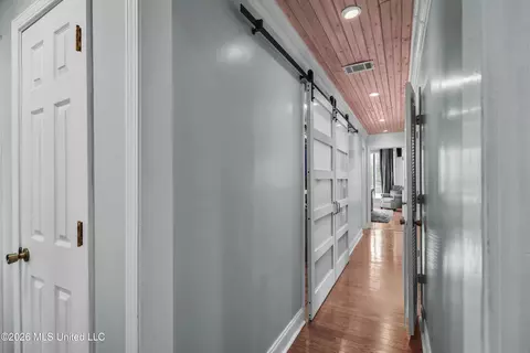 Entry Way - 301 Calumet Dr, Madison, MS 39110 photo 2 of 2