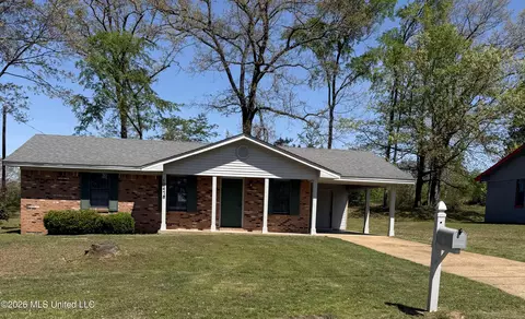 10478 French Fort Dr, Olive Branch, MS 38654