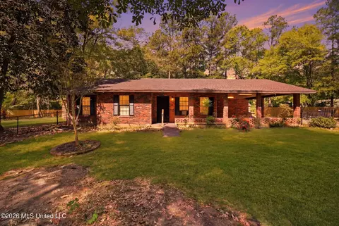 12523 Hudson Krohn, Biloxi, MS 39532