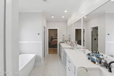 Bath - 112 Biltmore Cv, Flowood, MS 39232 photo 1 of 8