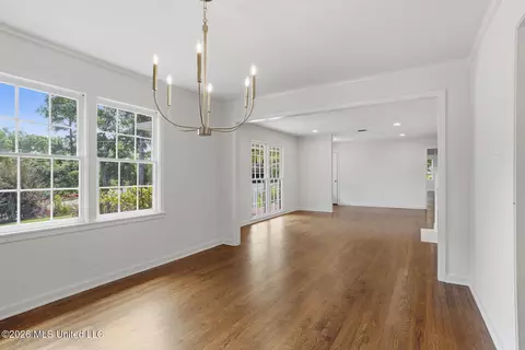 Dining - 4479 Northover Dr, Jackson, MS 39211 photo 1 of 1
