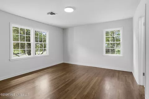Bedroom - 4479 Northover Dr, Jackson, MS 39211 photo 2 of 3