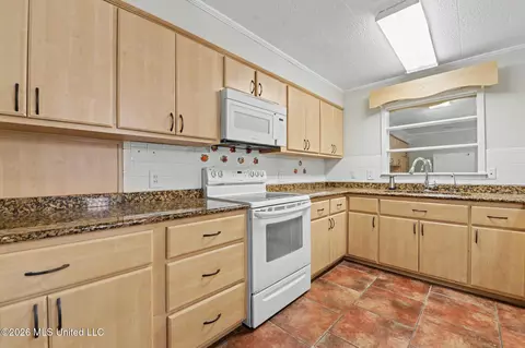 Kitchen - 4800 Forrest St, Moss Point, MS 39563 photo 2 of 4
