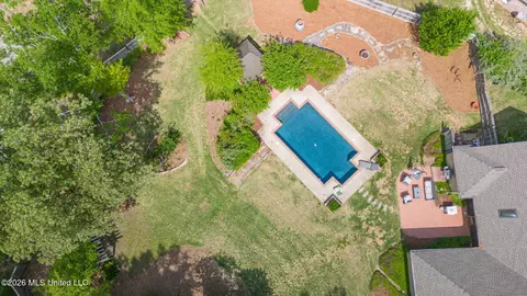 Exterior - 75 Moss Woods Dr, Madison, MS 39110 photo 14 of 17