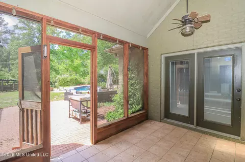 Exterior - 75 Moss Woods Dr, Madison, MS 39110 photo 11 of 17