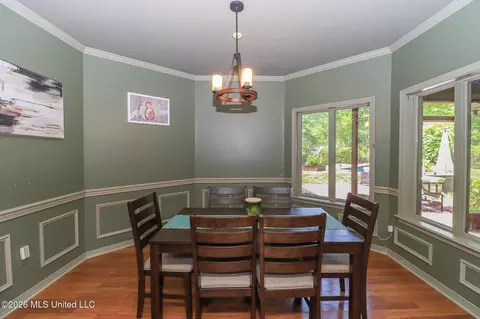 Dining - 75 Moss Woods Dr, Madison, MS 39110 photo 2 of 2