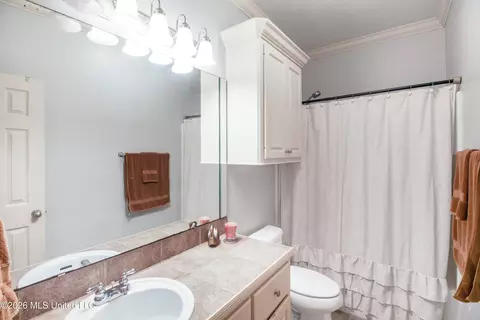 Bath - 117 S Branch St, Madison, MS 39110 photo 4 of 5