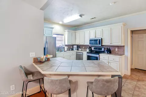 Kitchen - 117 S Branch St, Madison, MS 39110 photo 3 of 5