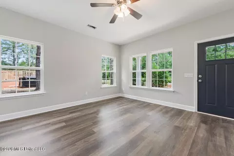 Living - 139 Jones Rd, Lucedale, MS 39452 photo 1 of 3