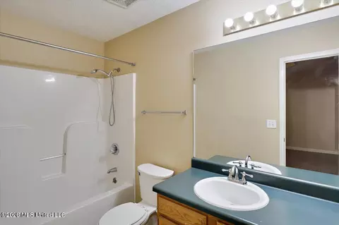 Bath - 3007 Willow Dr, Brandon, MS 39042 photo 1 of 2
