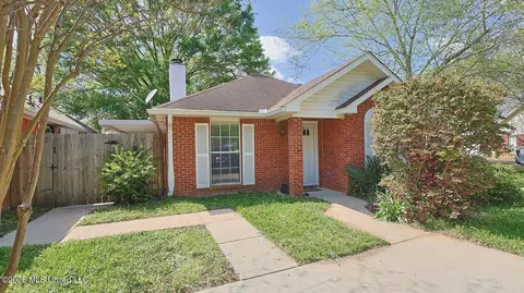 3007 Willow Dr, Brandon, MS 39042