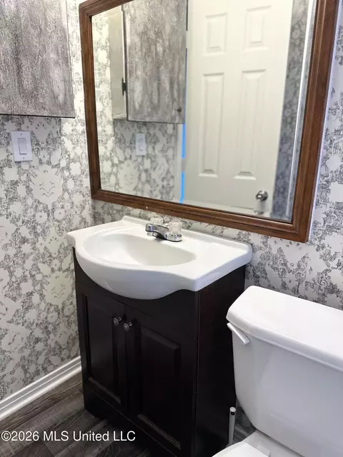 Bath - 57 S Main St, Holcomb, MS 38940 photo 2 of 2