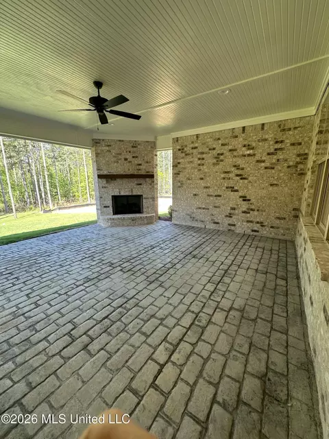 Exterior - 815 Thornberry Rdg, Madison, MS 39110 photo 2 of 4