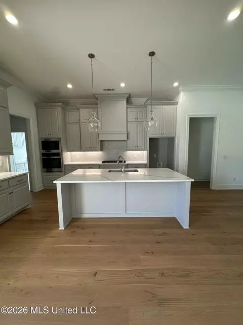 Kitchen - 815 Thornberry Rdg, Madison, MS 39110 photo 1 of 5
