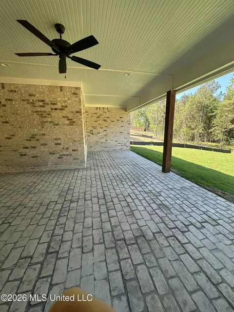Exterior - 815 Thornberry Rdg, Madison, MS 39110 photo 3 of 4