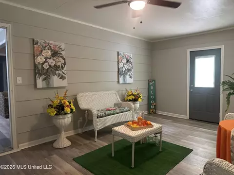 Exterior - 119 Harris Ln, Madison, MS 39110 photo 5 of 6
