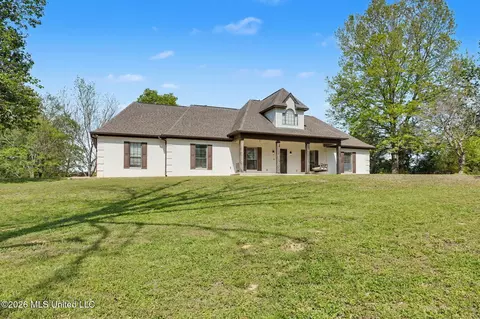 13960 Fairview Rd, Byhalia, MS 38611