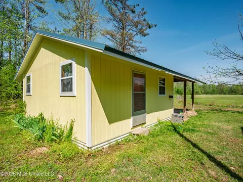 Exterior - 2857 Anthony Rd, Pope, MS 38658 photo 13 of 24