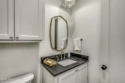 Bath - 1208 Jade Cv, Flowood, MS 39232 photo 6 of 6
