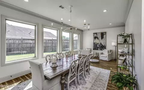 Dining - 1208 Jade Cv, Flowood, MS 39232 photo 2 of 4