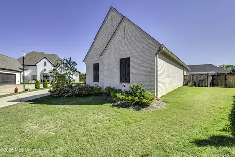 Exterior - 1208 Jade Cv, Flowood, MS 39232 photo 11 of 13
