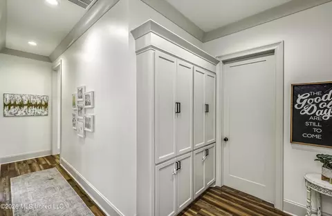 Entry Way - 1208 Jade Cv, Flowood, MS 39232 photo 3 of 3