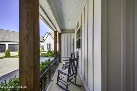 Exterior - 1208 Jade Cv, Flowood, MS 39232 photo 3 of 13