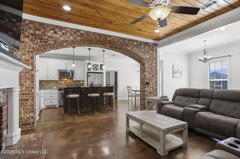 Entry Way - 202 Belle Oak Dr, Brandon, MS 39042 photo 1 of 4