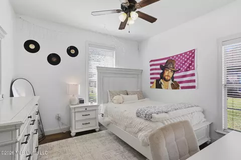 Bedroom - 202 Belle Oak Dr, Brandon, MS 39042 photo 2 of 2