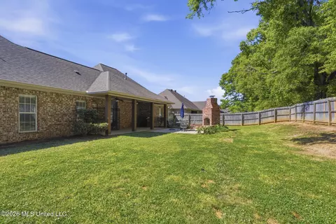 Exterior - 202 Belle Oak Dr, Brandon, MS 39042 photo 4 of 4