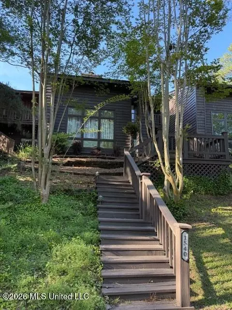 1540 Lakeside Dr, Jackson, MS 39216