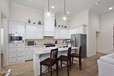 Kitchen - 119 Hampton Pl, Madison, MS 39110 photo 1 of 3