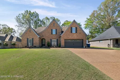 8855 Oak Grove Blvd, Olive Branch, MS 38654