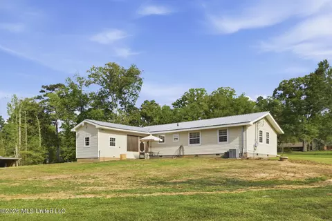Exterior - 1457 Old Jackson Rd, Terry, MS 39170 photo 2 of 5