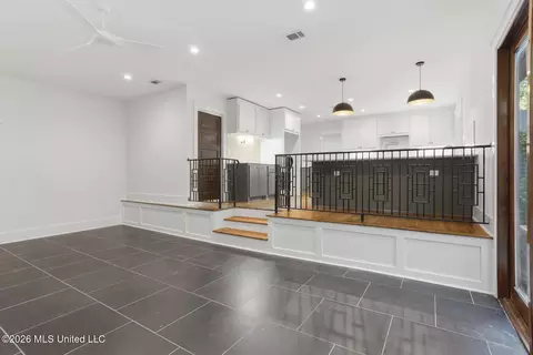 Living - 1917 E Northside Dr, Jackson, MS 39211 photo 7 of 8