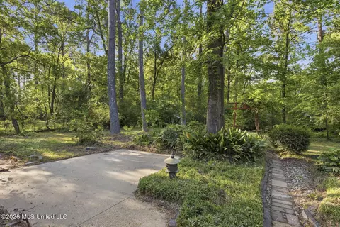 Exterior - 1917 E Northside Dr, Jackson, MS 39211 photo 4 of 12